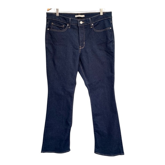 Levi's Blue Boot Cut Jeans Iconic Style - Picture 1 of 13